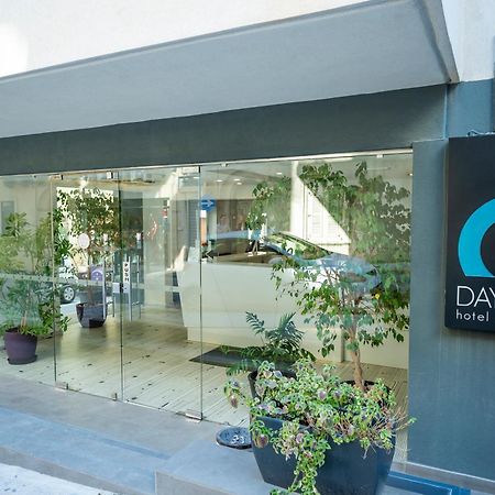 Day'S Inn Hotel And Residence 斯利马 外观 照片