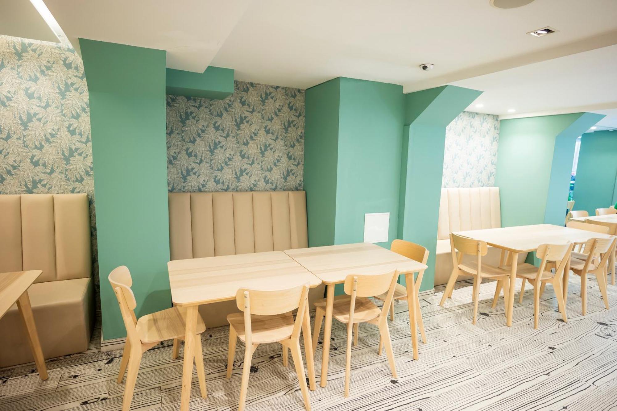 Day'S Inn Hotel And Residence 斯利马 外观 照片